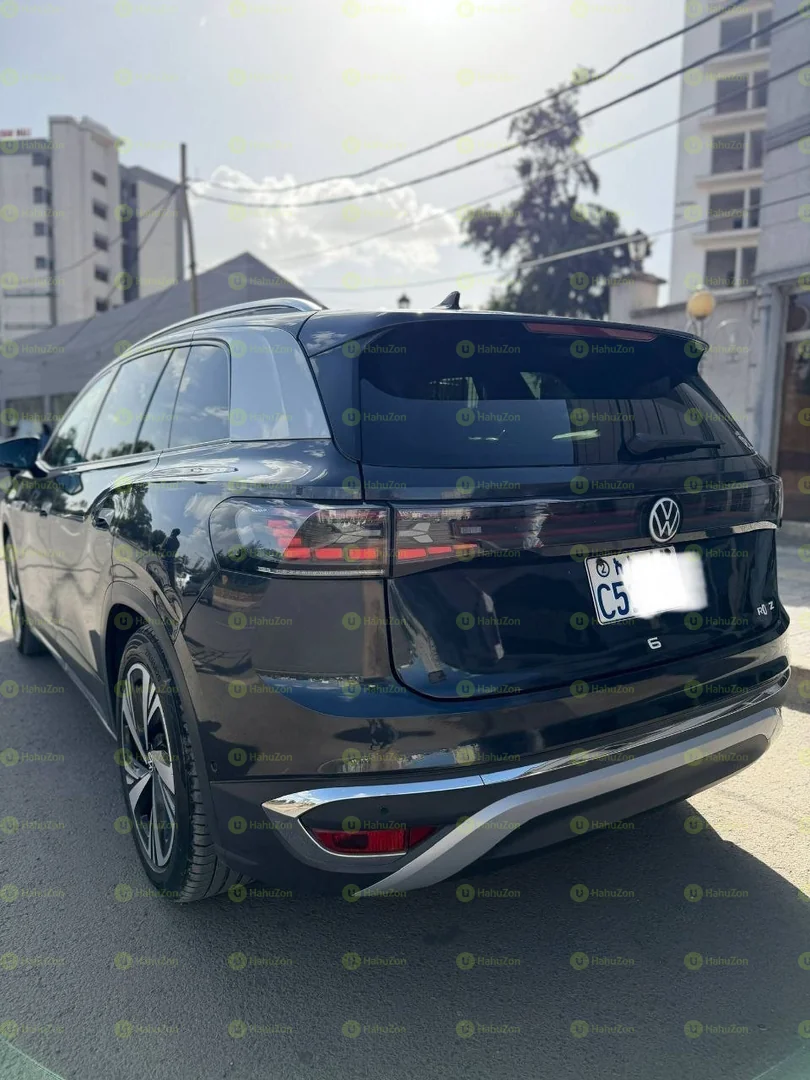 2022 Model-Volkswagen ID6 Crozz Pro