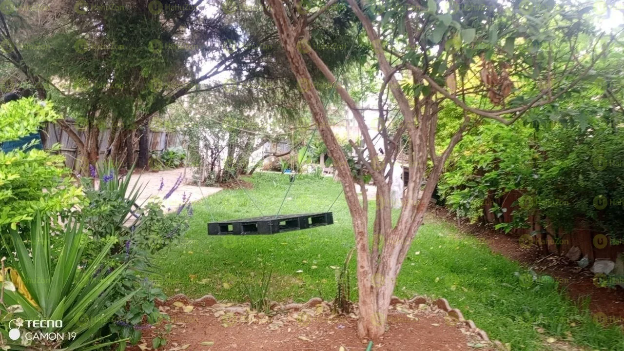 601 ካሬ የሚሸጥ ቤት በሰሚት