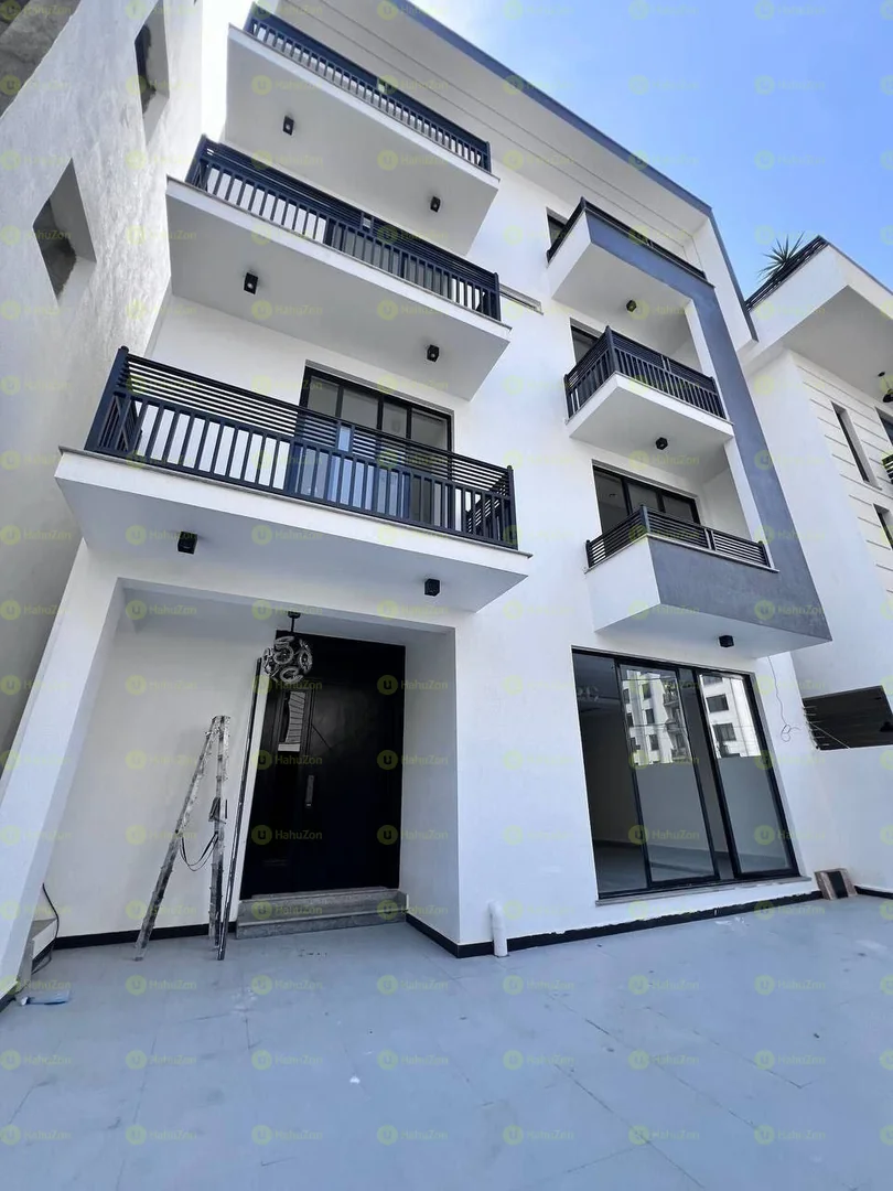 175 ካሬ የሚሸጥ G+3 ቤት በአያት
