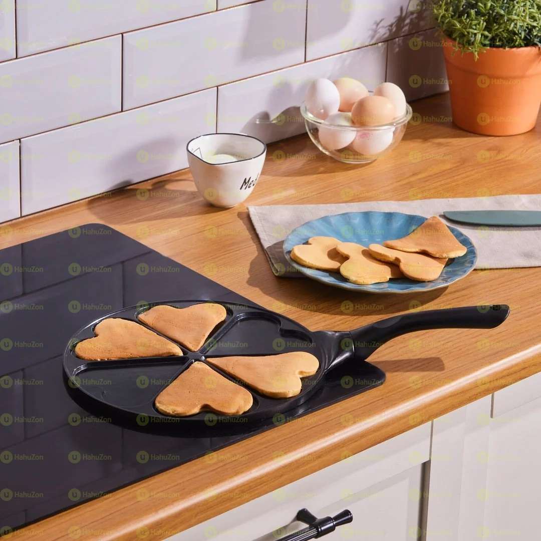 Momcoc Smiley Face Non Stick Pancake Pan