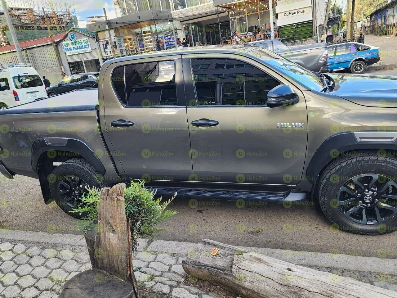 2022 Model-Toyota Hilux Invincible Double