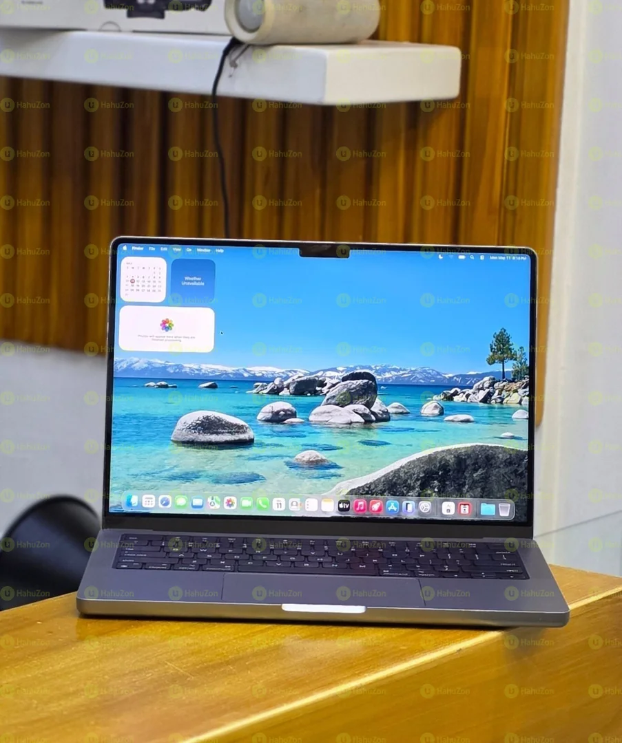 MacBook Pro 15 Apple M1 Pro