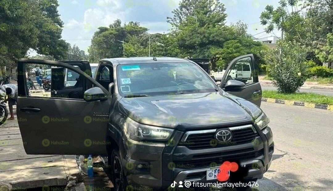 2021 Model-Toyota Invincible King Cab