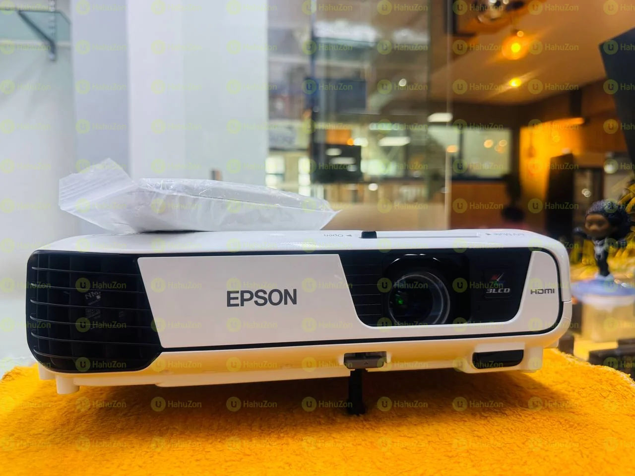EB-x31 Projector