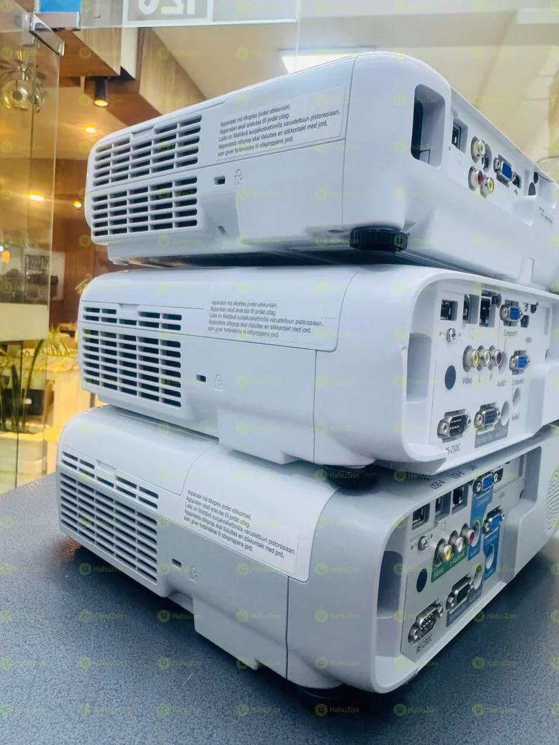 EB-X41 Projector