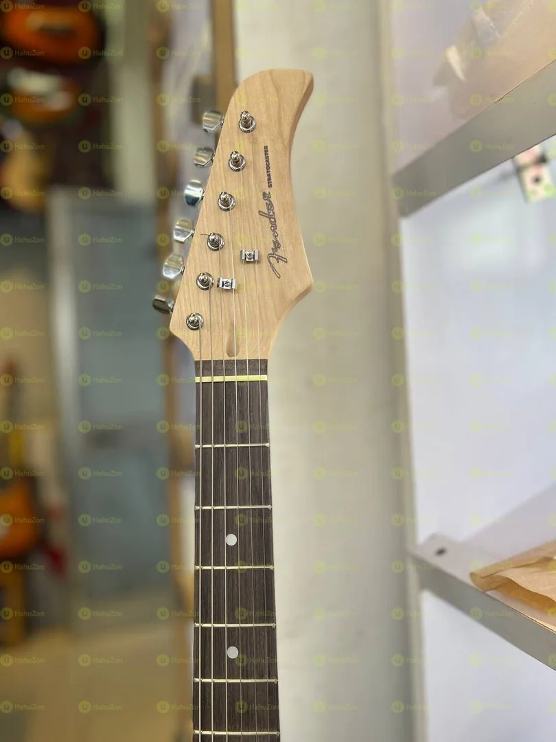 Fender Stratocaster Lead Guitar