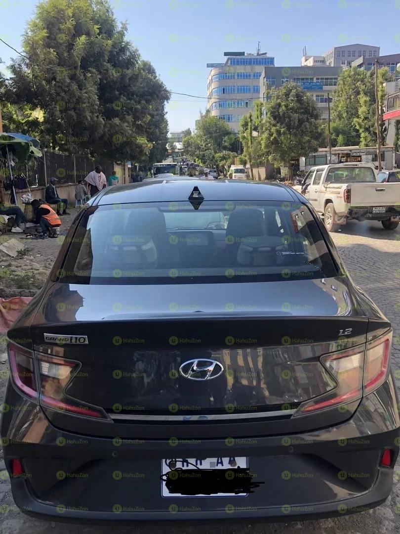 2022 Model-Hyundai Grand i10