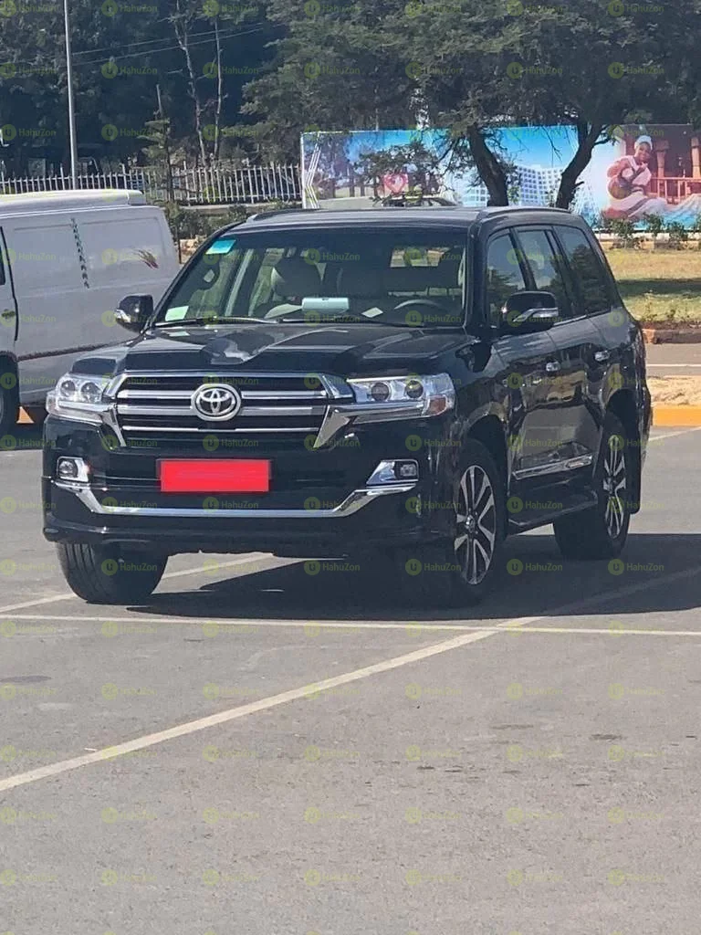 2009 Model-Toyota Landcruiser V.XR