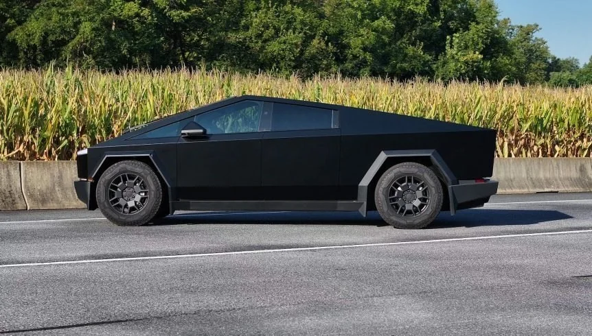 2024 Model- Tesla Cybertruck