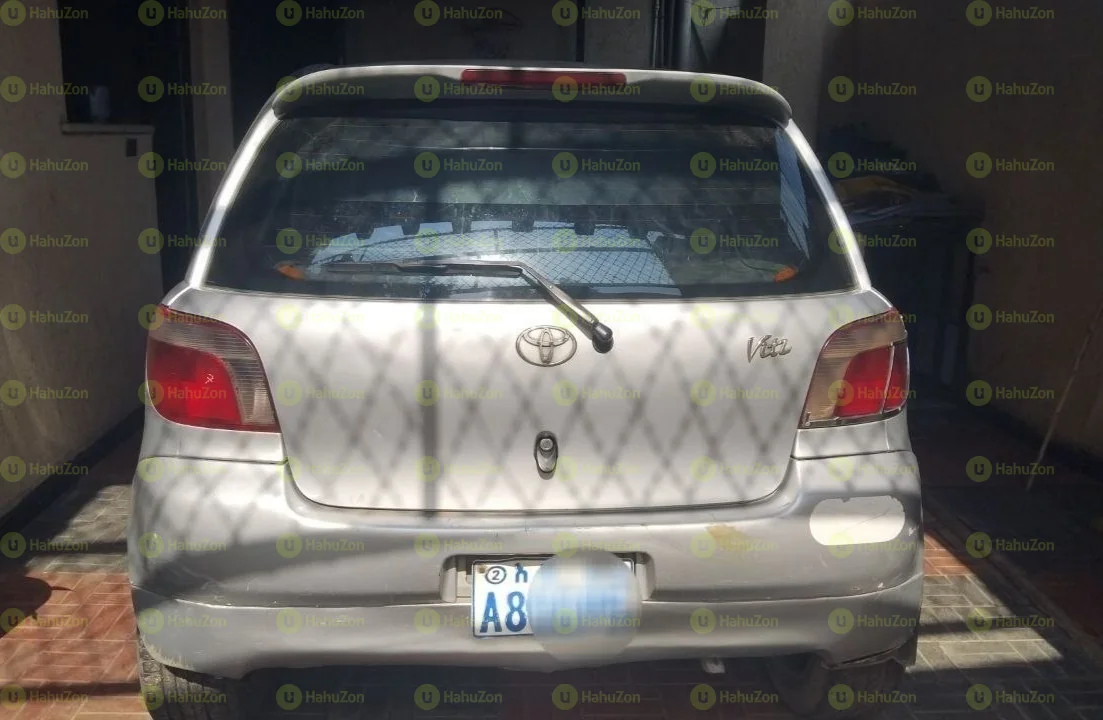 2000 Model-Toyota Vitz