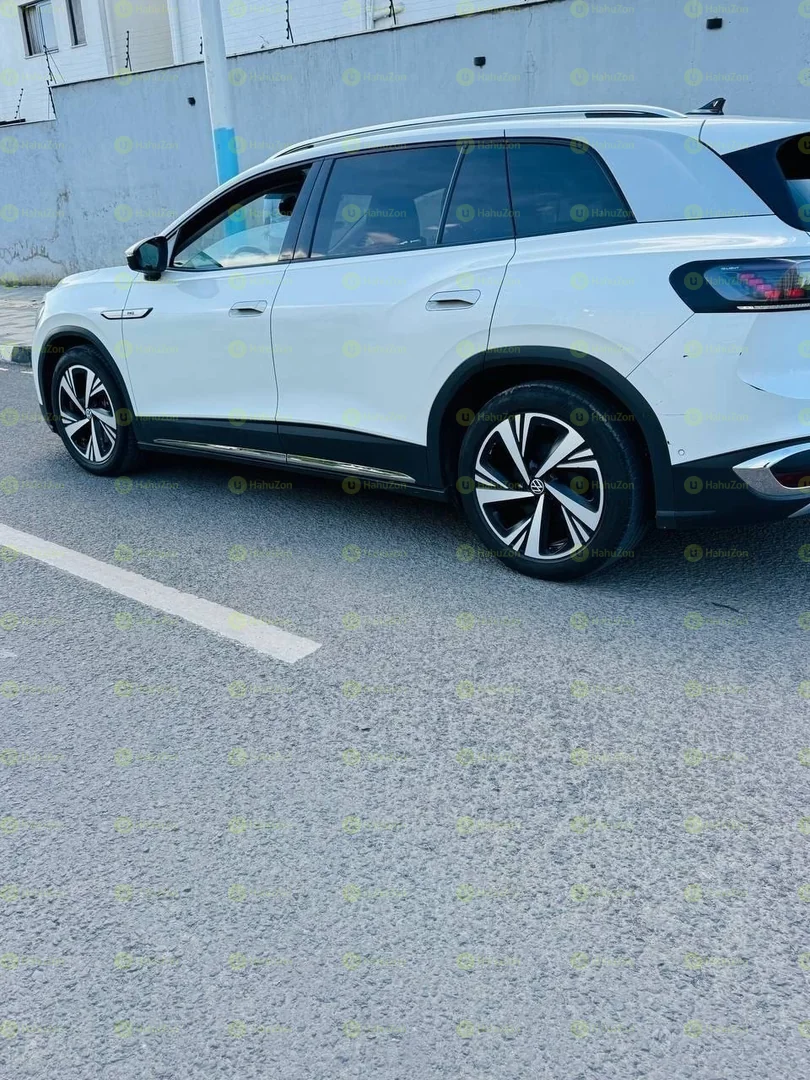 2023 Model-Volkswagen ID.6 Crozz Pro
