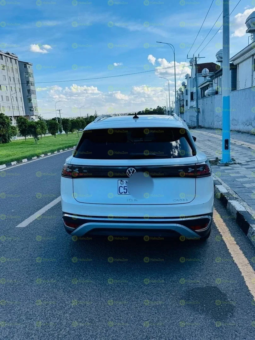 2023 Model-Volkswagen ID.6 Crozz Pro