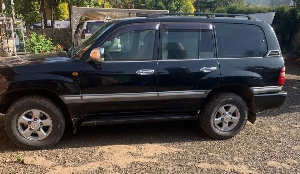 2004 Model-Toyota 105
