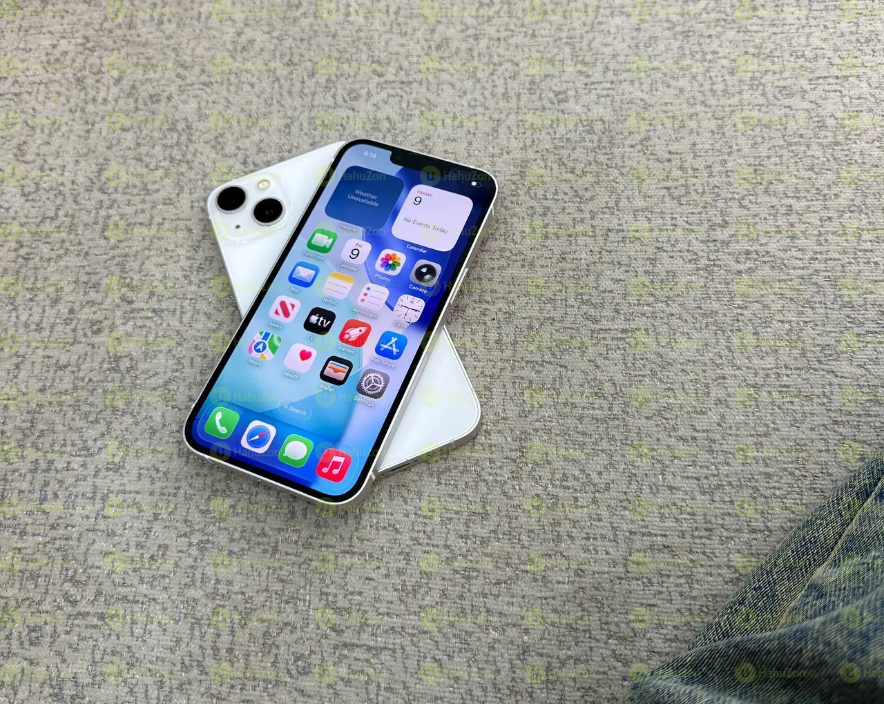 iPhone 13