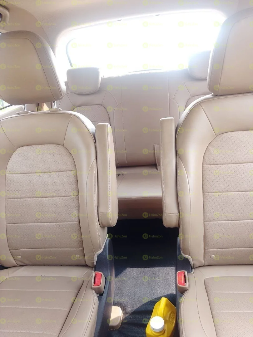 2023 Model-Hongguang S wuling