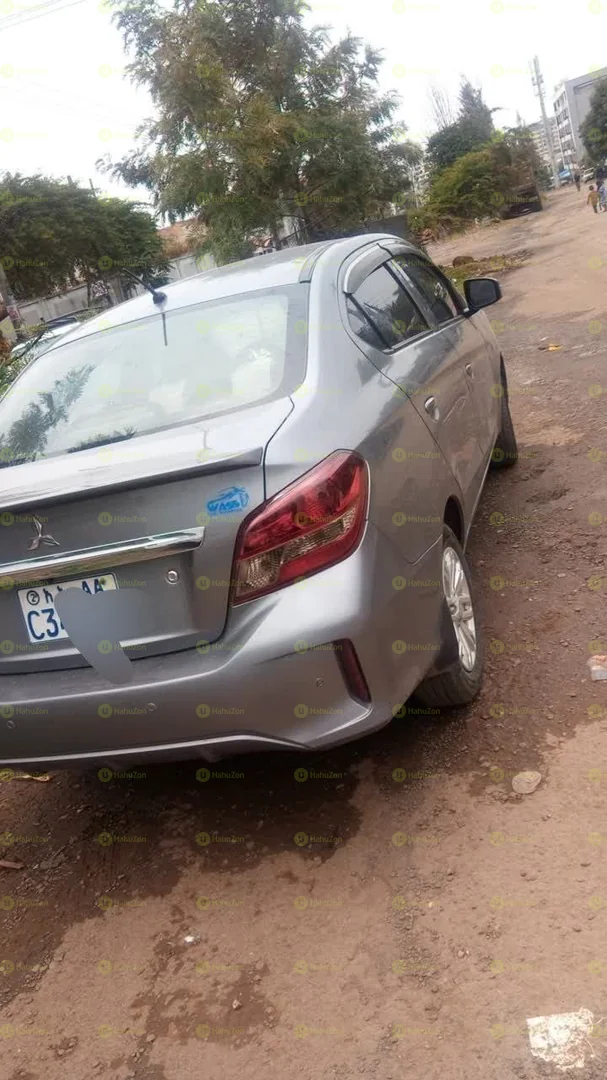 2022 Model-Mitsubishi Attrage Real