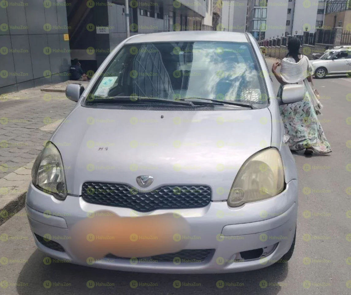 2001 Model-Toyota Vitz