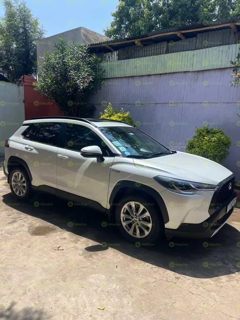 2022 Model-Toyota Corolla Cross Hybrid