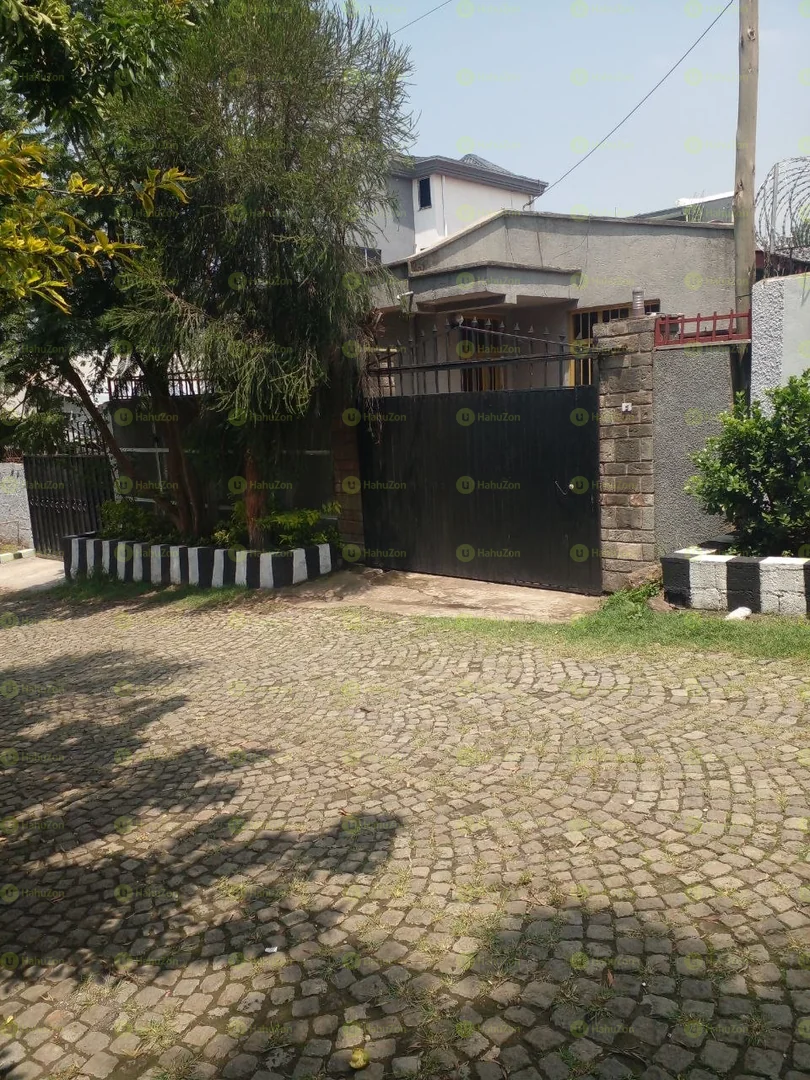 165 ካሬ የሚሸጥ ቤት በፊጋ አከባቢ