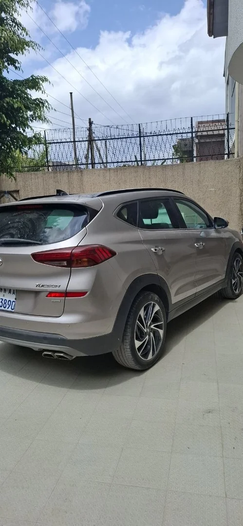2020 Model-Hyundai Tucson