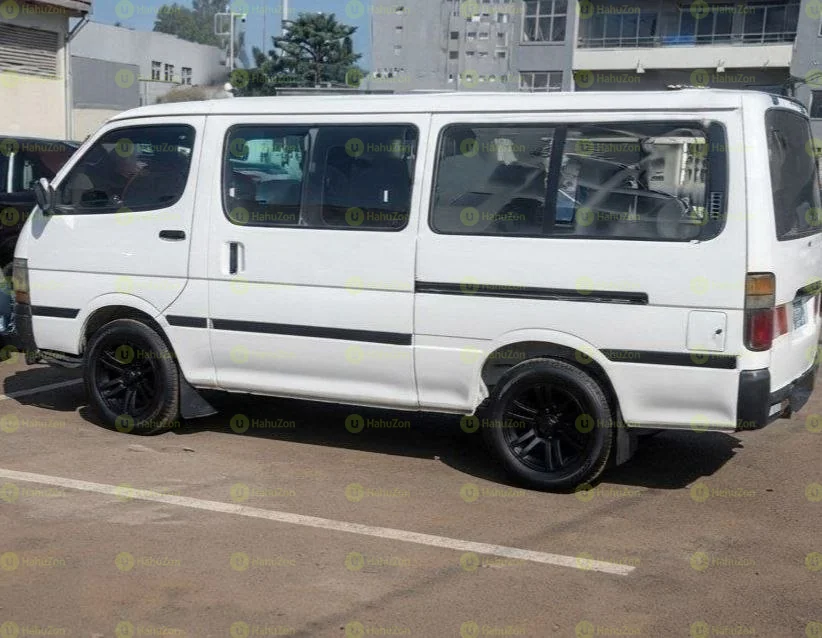 2001 Model-Toyota Minbus