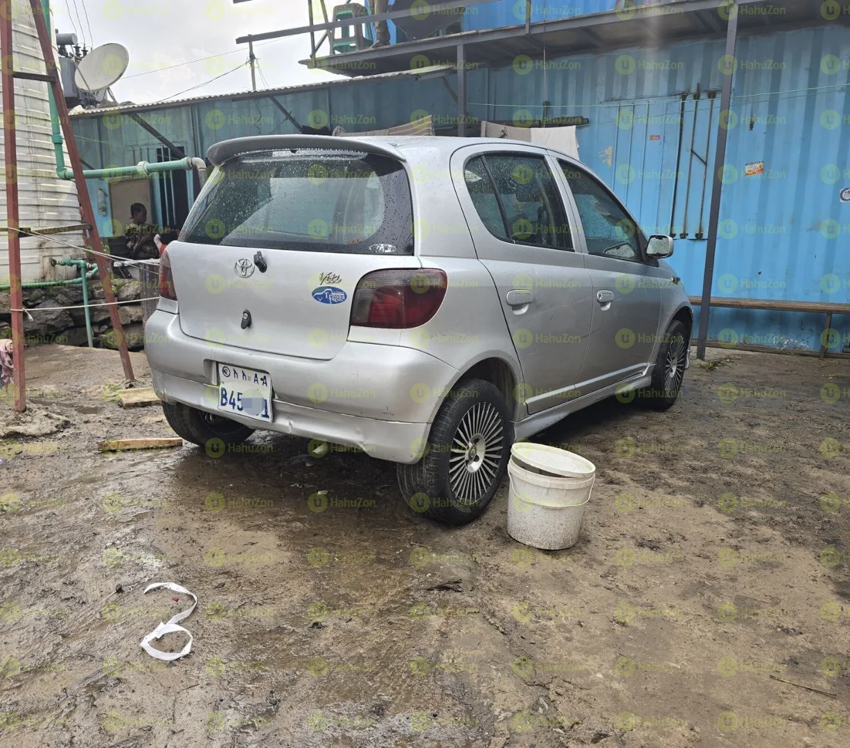 2001 Model-Toyota Vitz