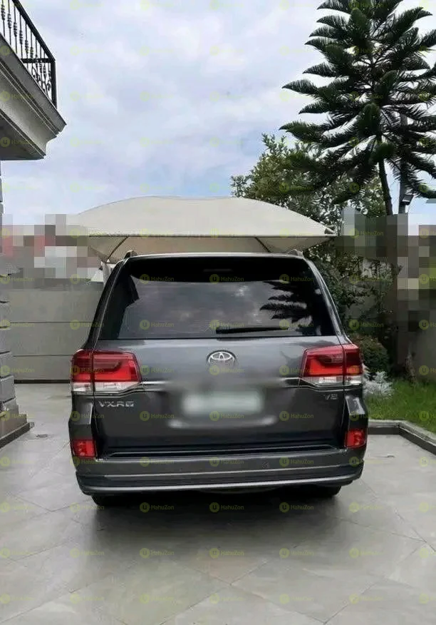 2021 Model-Toyota Landcruiser V8 VX.R