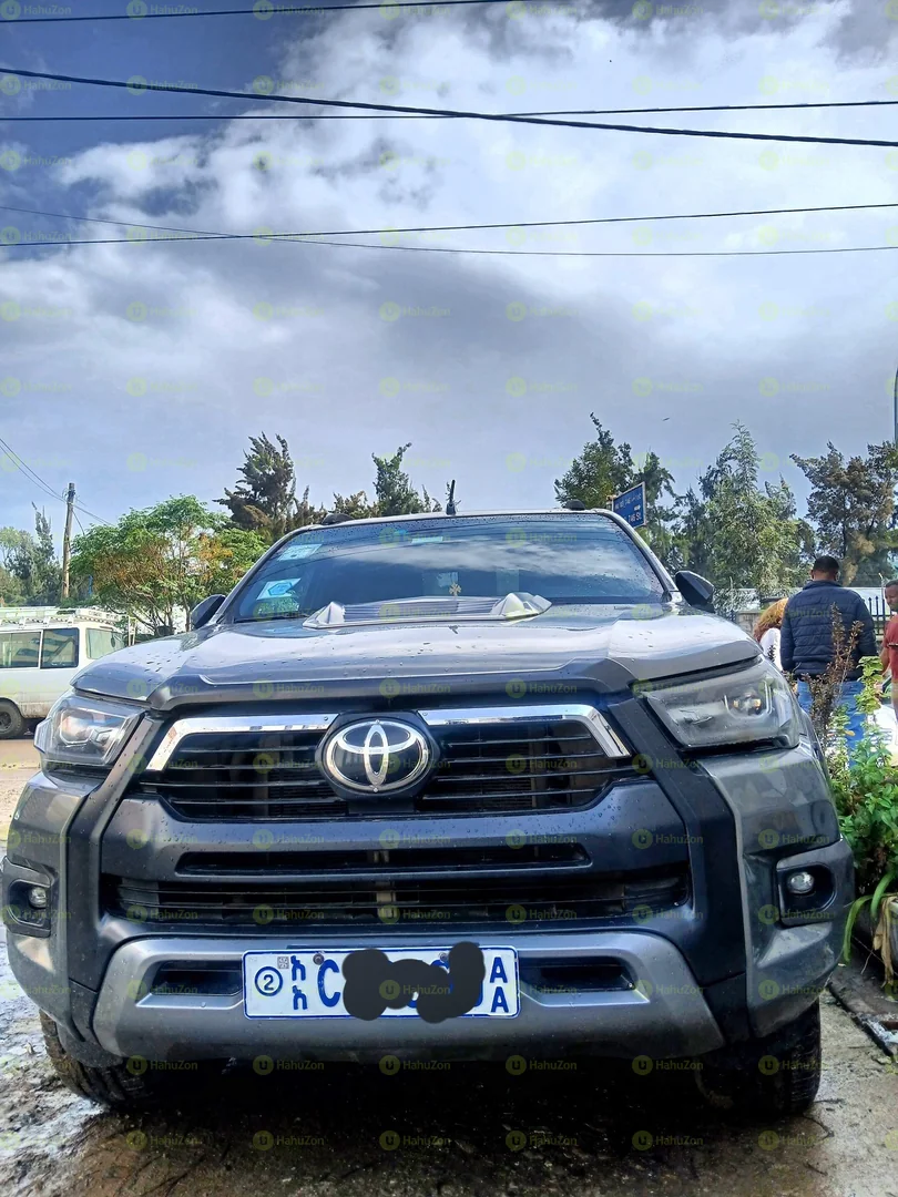 2021 Model-ToyotaHilux invincible X- Cab