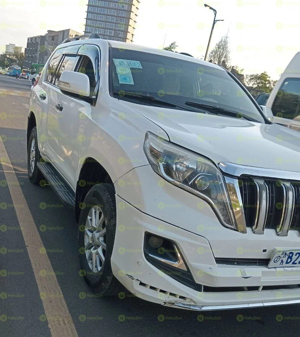 2020 Model-Toyota Landcruiser prado