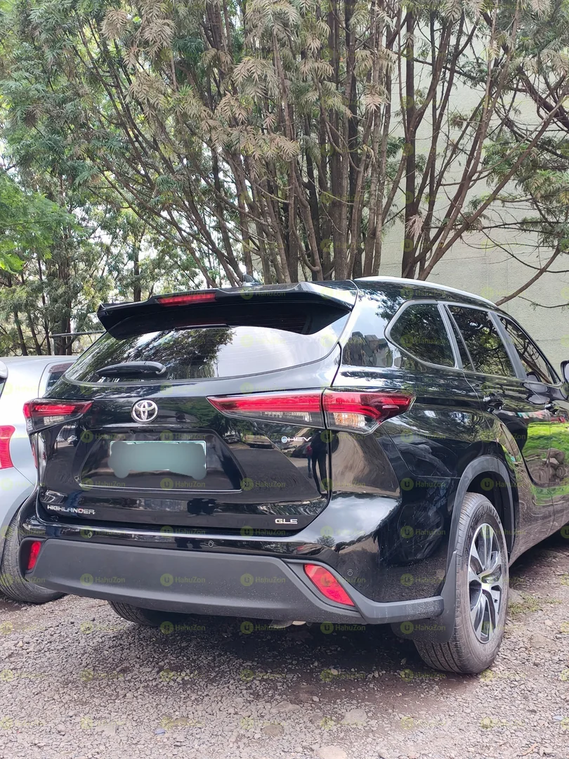 2025 Model-Toyota Highlander gle