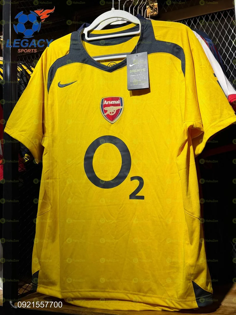 Arsenal 2005/06 Away Retro Jersey