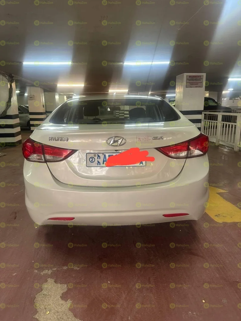 2022 Model-Hyundia Elantra