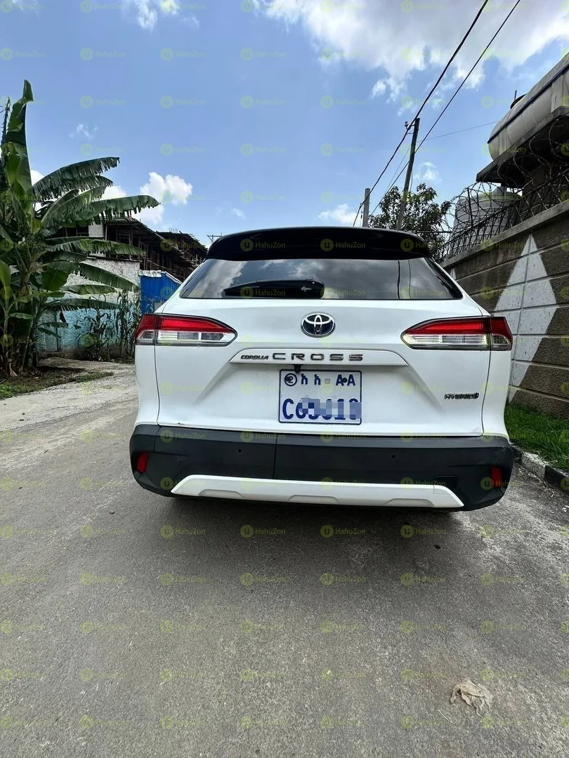2023 Model-Toyota Corolla Cross Hybrid