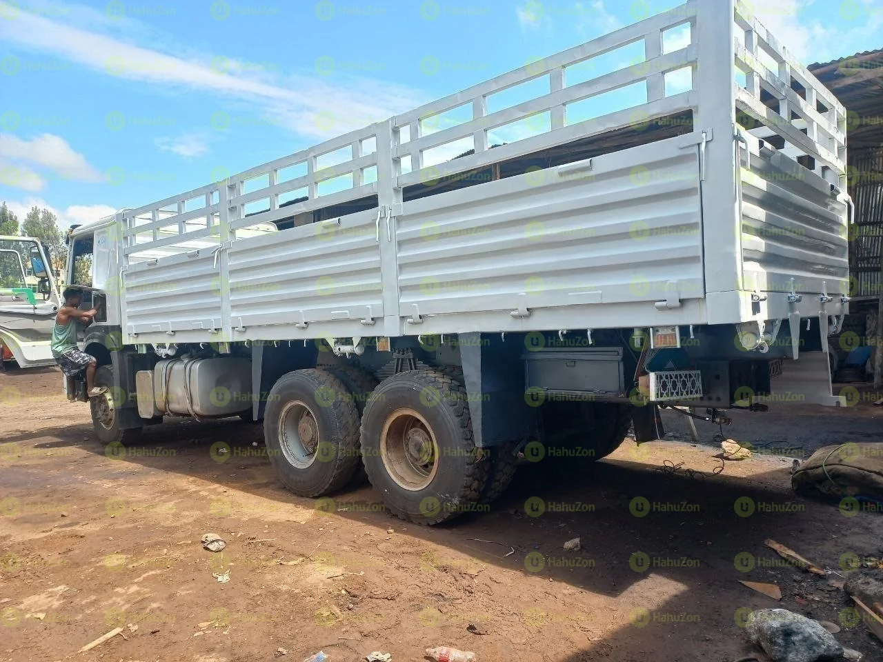 2021 Model-HOWO Hp371
