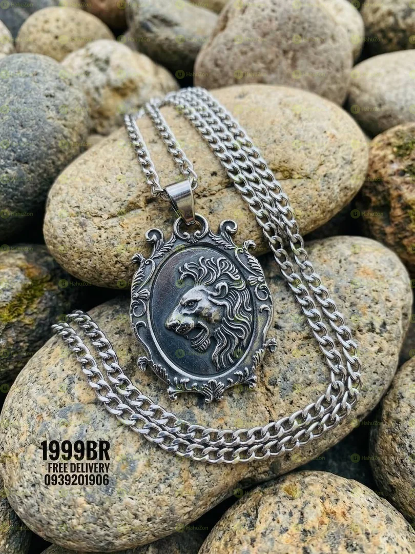 3D Stainless Steel Unique Engraved Necklaces
