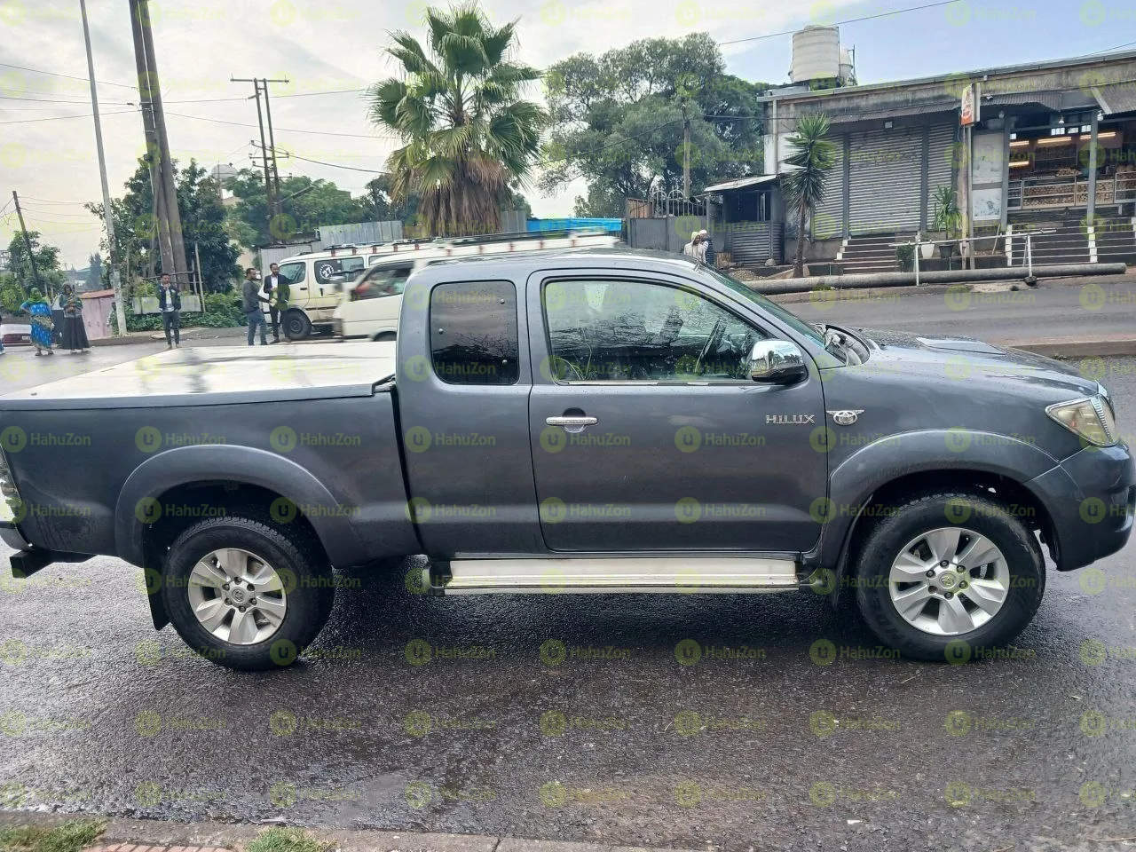 2010 Model-Toyota Hilux Kin Cab