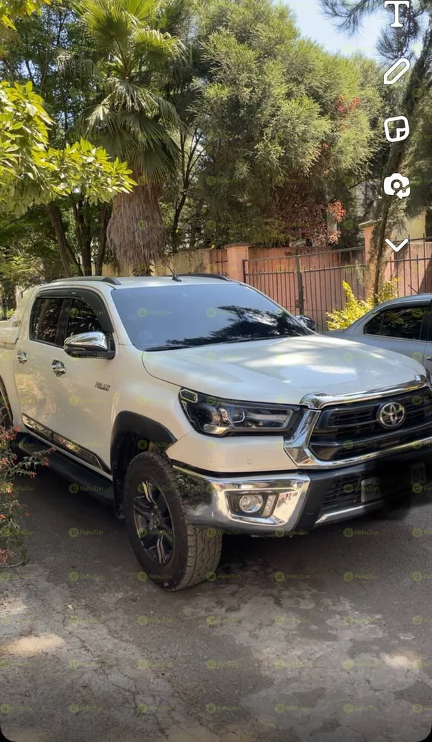 2020 Model-Toyota Revo