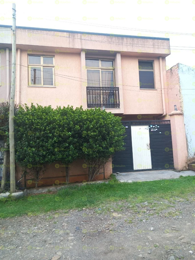 75 ካሬ የሚሸጥ G+1 ቤት በአያት