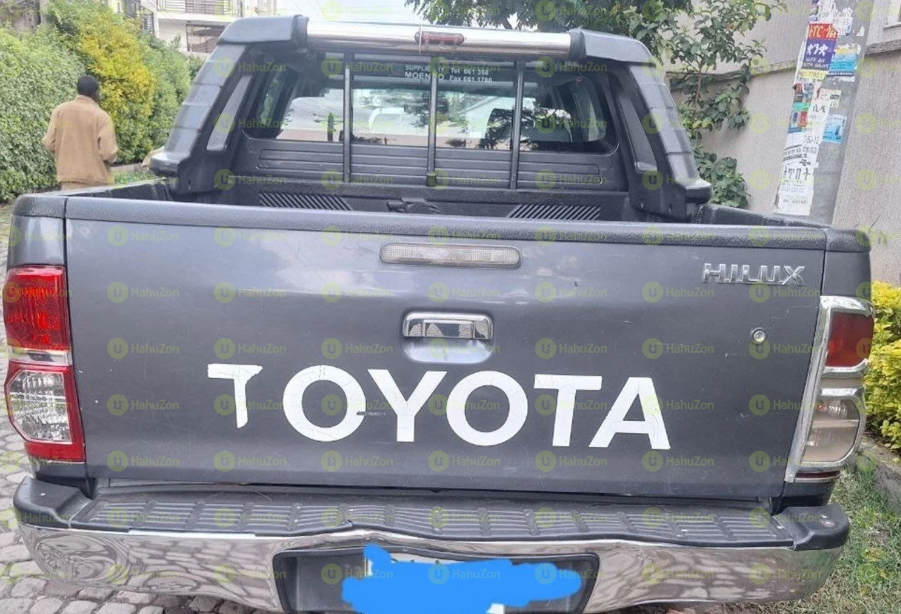 2022 Model-Toyota Hilux
