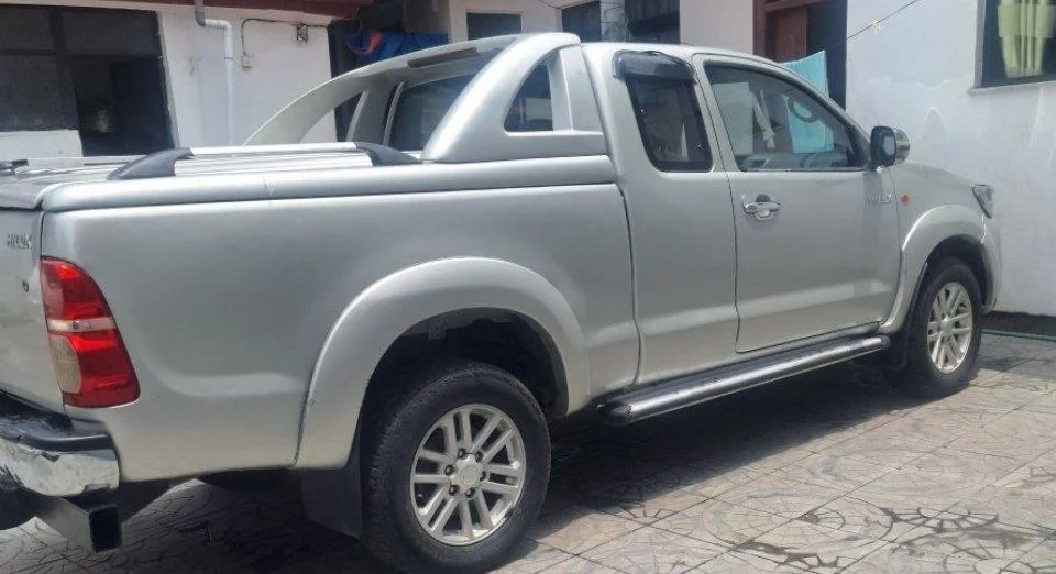 2012 Model-Toyota Hilux x Cab