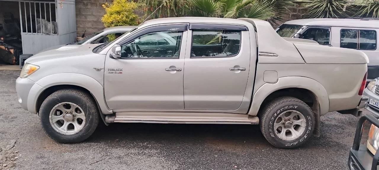 2023 Model-Toyota Hilux Double Cab