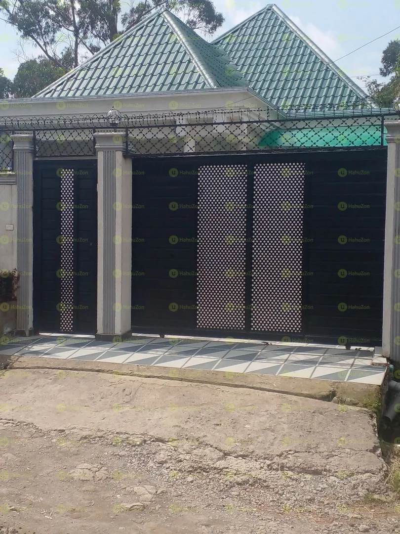 250 ካሬ የሚሸጥ ቤት በአያት