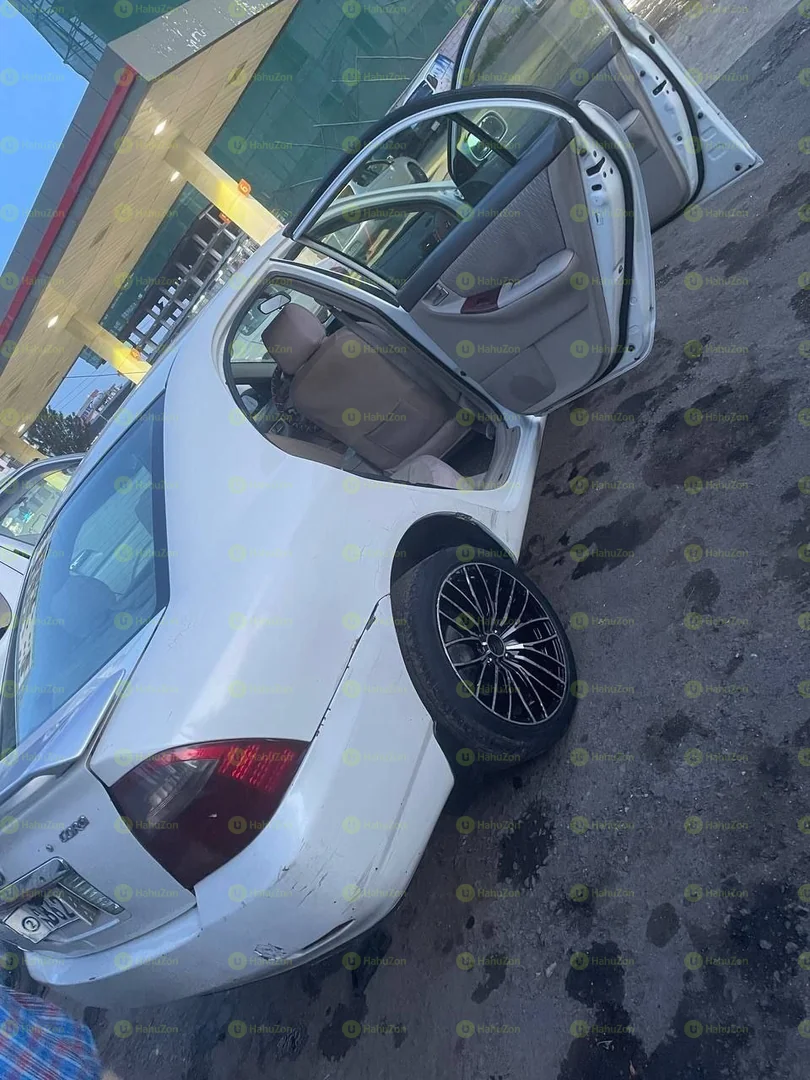 2007 Model-Toyota Corolla