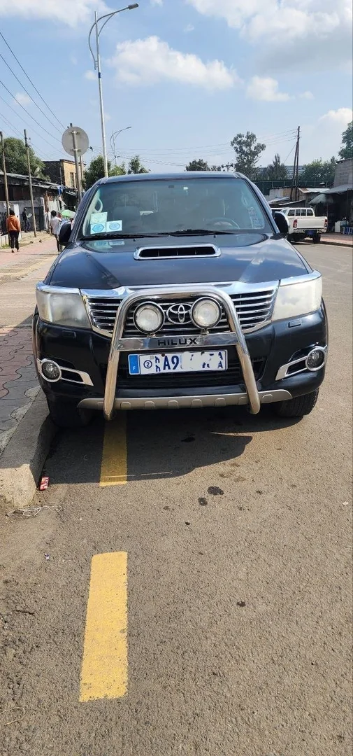 2012 Model-Toyota Hilux Vigo
