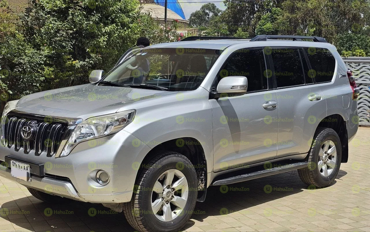 2015 Model-Toyota Land Cruiser Prado