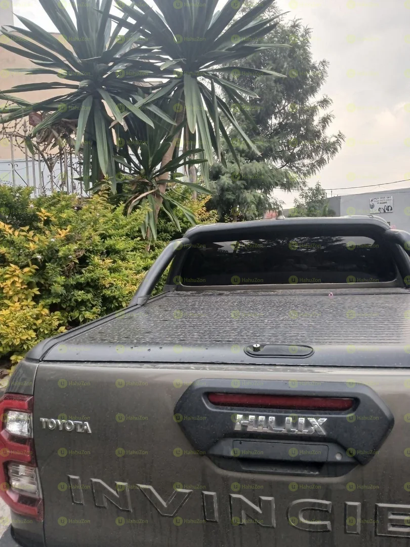 2022 Model-Toyota Hilux Invincible