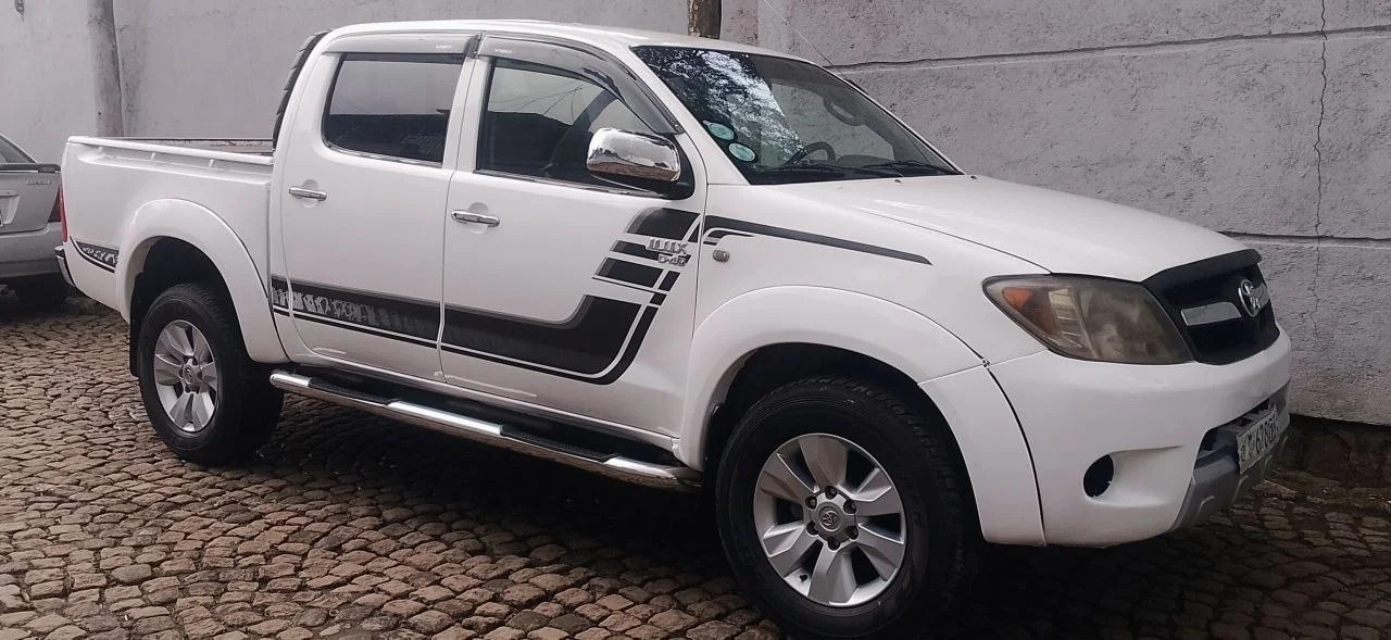 2025 Model-Toyota Hilux Double -Cab