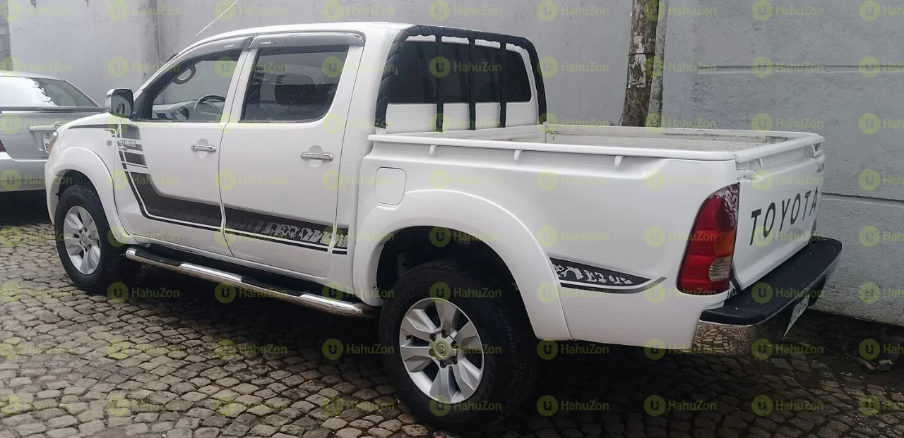 2025 Model-Toyota Hilux Double -Cab
