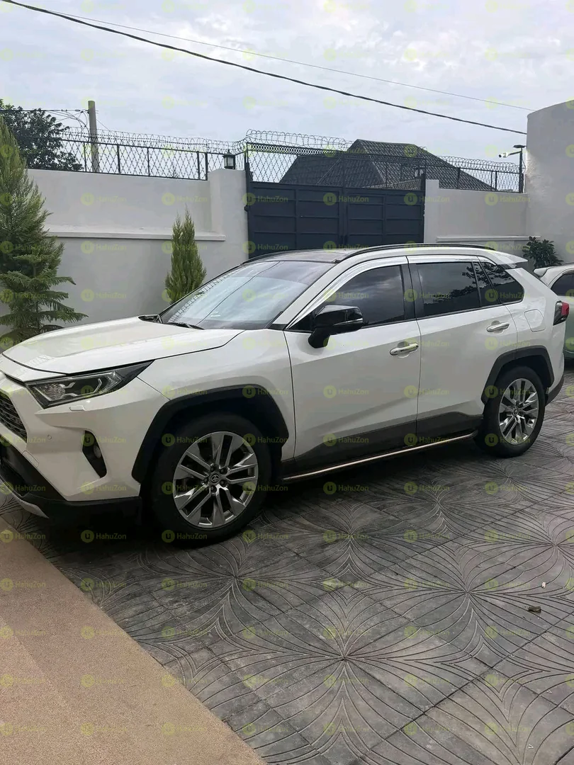 2025 Model-Toyota Rava 4