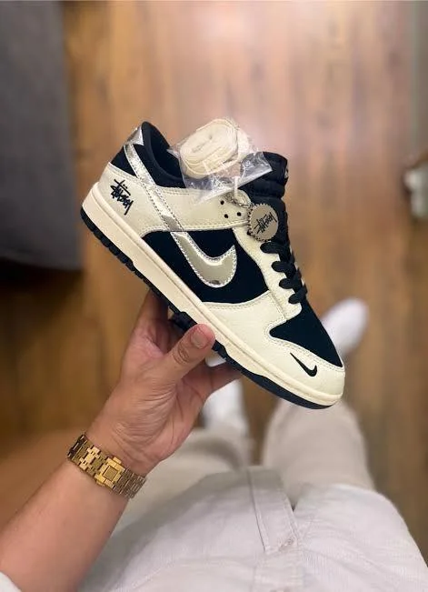 Nike SB Dunk Low X Stussy Men's Shoes